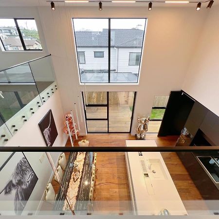 Villa Elegant Beach House In Long Bay Auckland Exterior foto